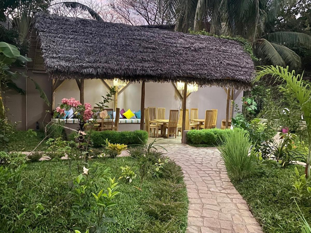 La Perle Rare De Nosy Be Hotel Амбатолоака Екстериор снимка