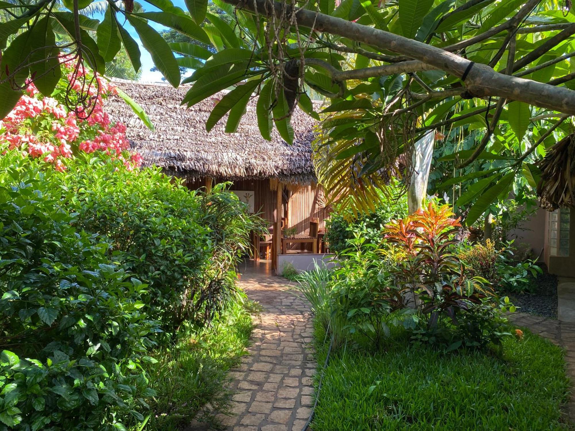 La Perle Rare De Nosy Be Hotel Амбатолоака Екстериор снимка